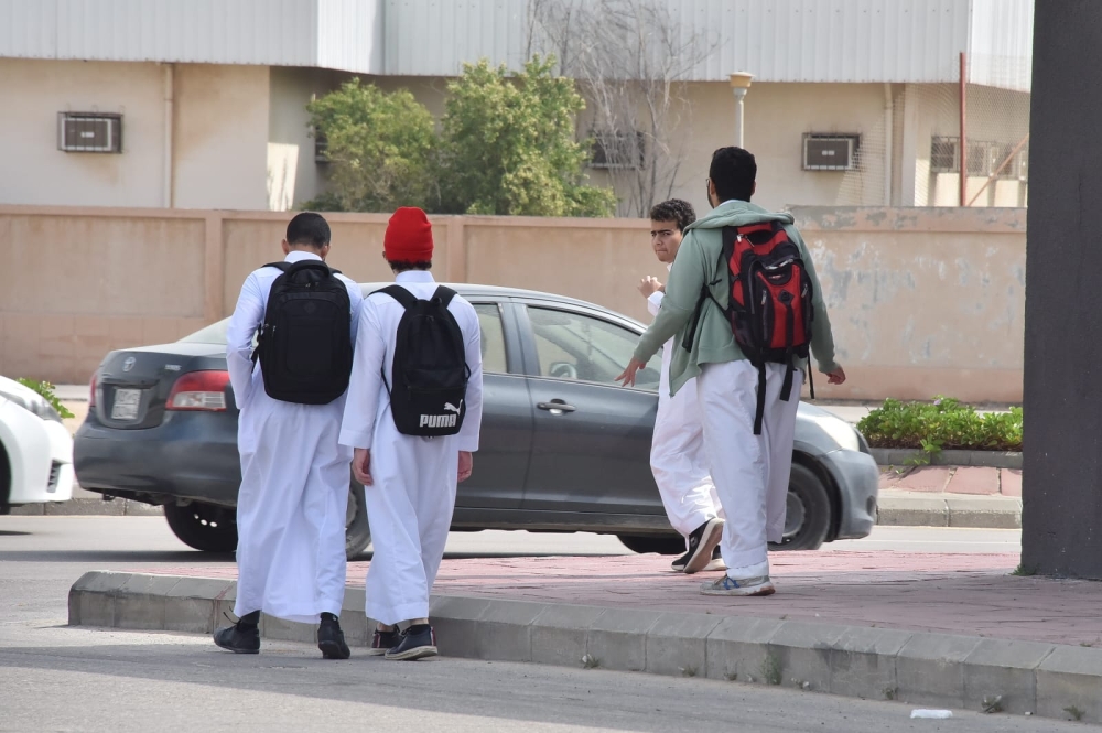 بقرار رسمي.. تعليق الدراسة الحضورية اليوم 24 أكتوبر 2024 واستبدالها عن بعد في هذه المناطق 2 بقرار رسمي.. تعليق الدراسة الحضورية اليوم 24 أكتوبر 2024 واستبدالها عن بعد في هذه المناطق