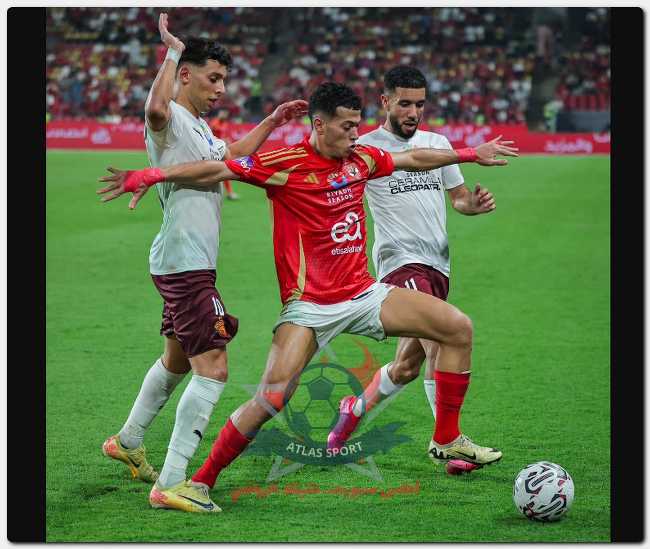 تعرف على سبب تأجيل مباراة الأهلي وسيراميكا كليوباترا في الدوري المصري 2024-2025 2 تعرف على سبب تأجيل مباراة الأهلي وسيراميكا كليوباترا في الدوري المصري 2024-2025