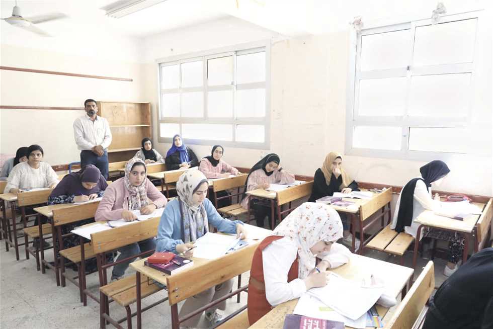 تعليق الدراسة اليوم الأربعاء وتحويلها عبر منصة بلاك بورد في هذه المناطق فقط 2 تعليق الدراسة اليوم الأربعاء وتحويلها عبر منصة بلاك بورد في هذه المناطق فقط
