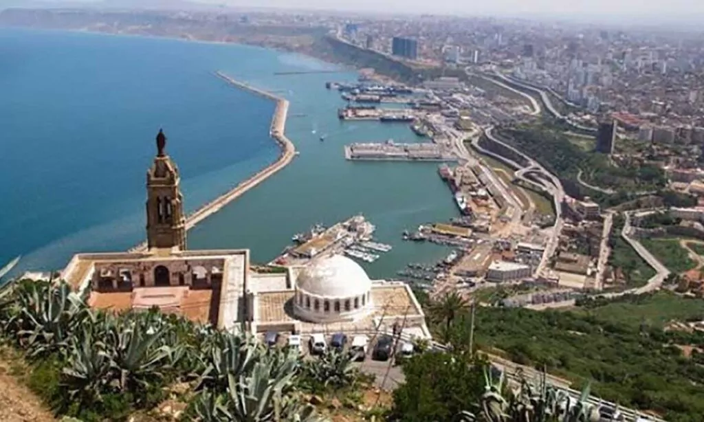 "الديوان الوطني للأرصاد" حالة الطقس في الجزائر أجواء غائمة ومستقرة درجة حرارة تصل الي 18°م 2 “الديوان الوطني للأرصاد” حالة الطقس في الجزائر أجواء غائمة ومستقرة درجة حرارة تصل الي 18°م