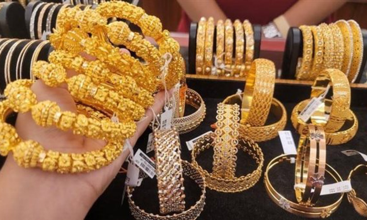 سعر الذهب اليوم في السعودية 20-11-2024 يستمر في الارتفاع داخل الأسواق ومحلات الصاغة.. كم سعر عيار 24؟ 2 سعر الذهب اليوم في السعودية 20-11-2024 يستمر في الارتفاع داخل الأسواق ومحلات الصاغة.. كم سعر عيار 24؟