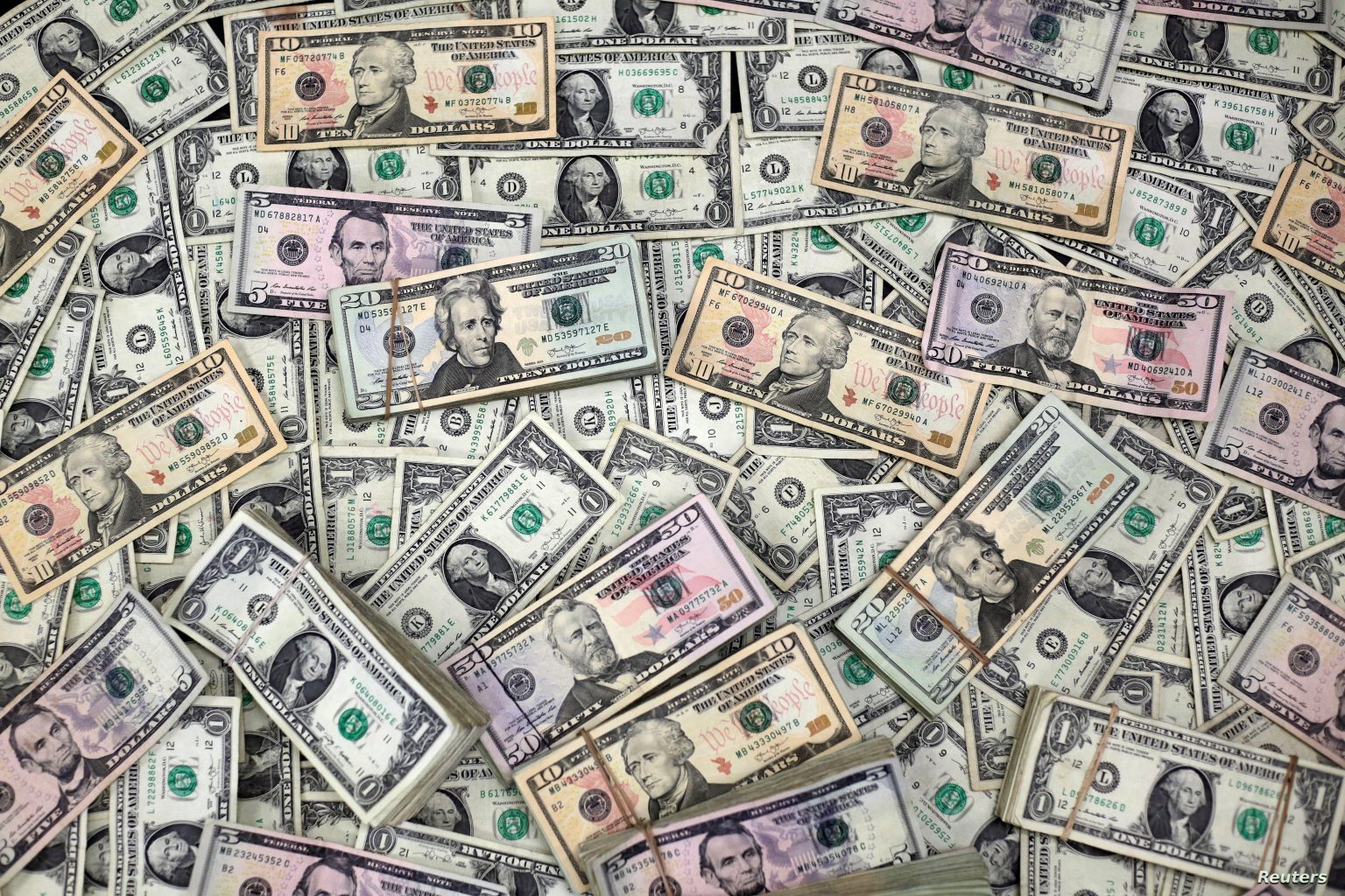 انخفاض سعر صرف الدولار اليوم في اربيل مقابل الدينار العراقي لليوم الثاني على التوالي 2 انخفاض سعر صرف الدولار اليوم في اربيل مقابل الدينار العراقي لليوم الثاني على التوالي