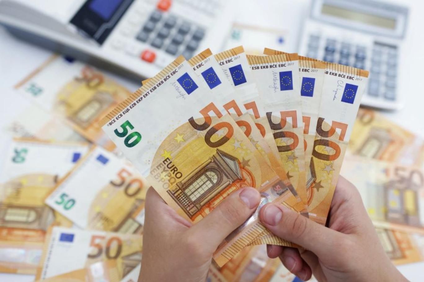 سعر اليورو اليوم في البنك المركزي المصري وبقية البنوك بيع وشراء الثلاثاء 5 نوفمبر 2024 2 سعر اليورو اليوم في البنك المركزي المصري وبقية البنوك بيع وشراء الثلاثاء 5 نوفمبر 2024