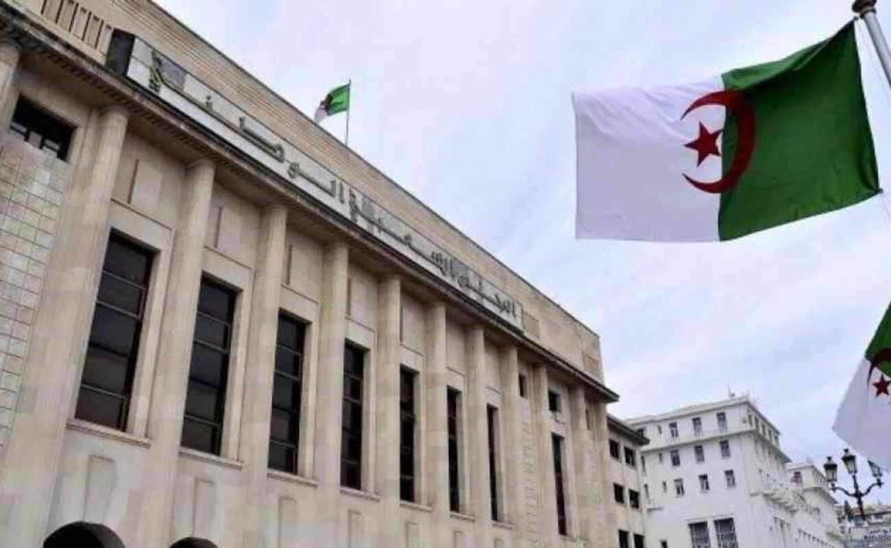 وزير المالية والميزانية بالمجلس الشعبي الوطني يستعرض مشروع قانون المالية 2025 2 وزير المالية والميزانية بالمجلس الشعبي الوطني يستعرض مشروع قانون المالية 2025