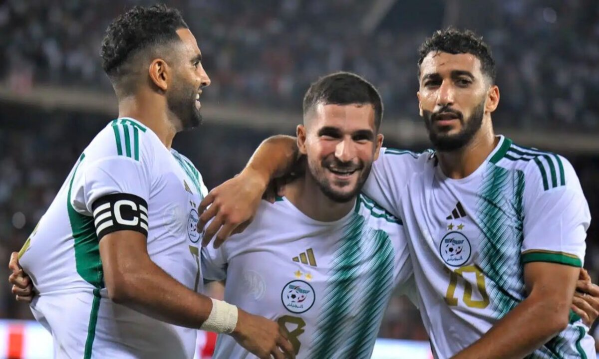 القنوات الناقلة لمباراة الجزائر وغينيا الاستوائية في تصفيات كأس أمم إفريقيا 2 القنوات الناقلة لمباراة الجزائر وغينيا الاستوائية في تصفيات كأس أمم إفريقيا