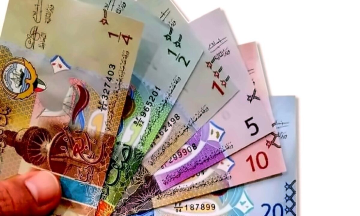 في بداية تعاملات اليوم ... كم سعر الدينار الكويتي اليوم في مصر الاثنين 11 نوفمبر 2024 2 في بداية تعاملات اليوم … كم سعر الدينار الكويتي اليوم في مصر الاثنين 11 نوفمبر 2024