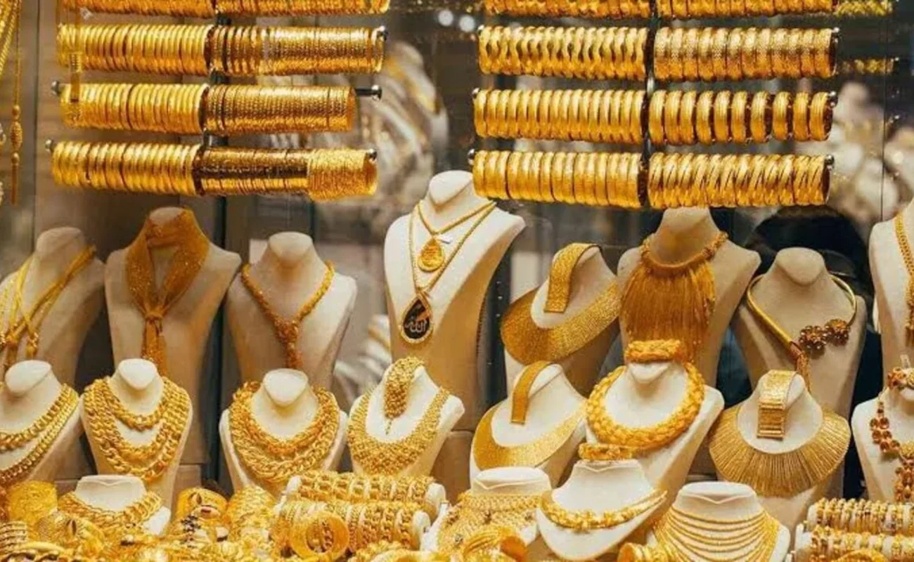 مع بداية شهر شهر نوفمبر .. سعر الذهب اليوم في الجزائر 2 مع بداية شهر شهر نوفمبر .. سعر الذهب اليوم في الجزائر