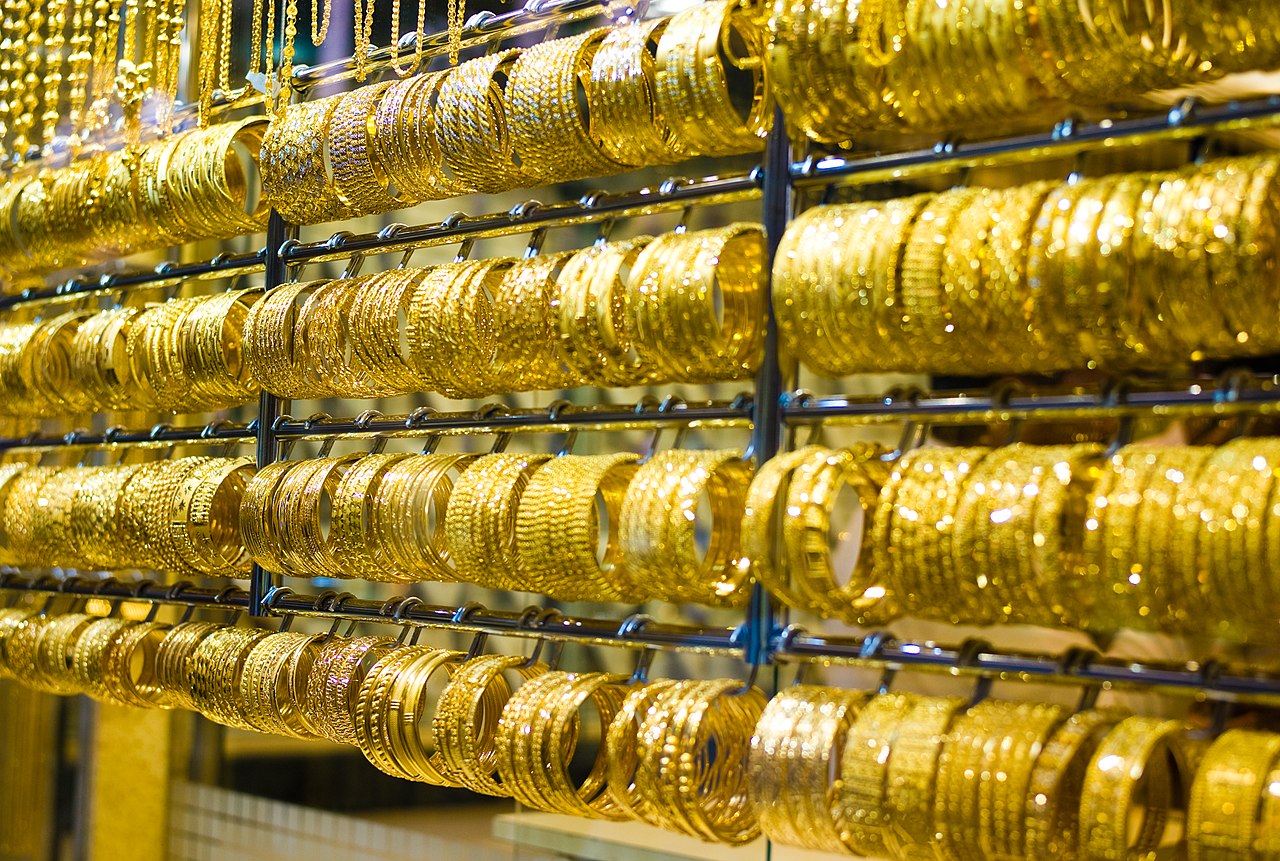 بكام جرام المعدن الاصفر؟ سعر الذهب في السعودية اليوم الأحد 1 ديسمبر 2024 انخفاض مع اجازة البورصة العالمية 2 بكام جرام المعدن الاصفر؟ سعر الذهب في السعودية اليوم الأحد 1 ديسمبر 2024 انخفاض مع اجازة البورصة العالمية
