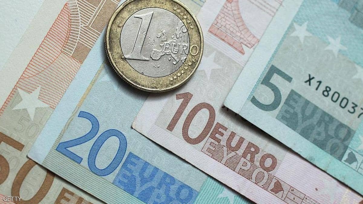 استقرار أم انخفاض جديد.. سعر 100 يورو بالدينار الجزائري اليوم الاثنين 16 ديسمبر 2024 في البيع والشراء 2 استقرار أم انخفاض جديد.. سعر 100 يورو بالدينار الجزائري اليوم الاثنين 16 ديسمبر 2024 في البيع والشراء
