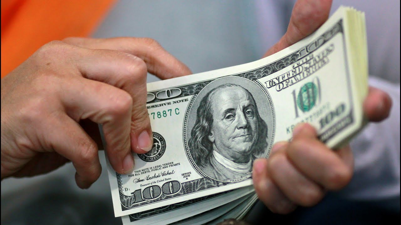 سعر الدولار مقابل الليرة السورية اليوم الأحد 8 ديسمبر 2024 ارتفاع في السوق السوداء مع تراجع سعر الصرف للعملة 2 سعر الدولار مقابل الليرة السورية اليوم الأحد 8 ديسمبر 2024 ارتفاع في السوق السوداء مع تراجع سعر الصرف للعملة