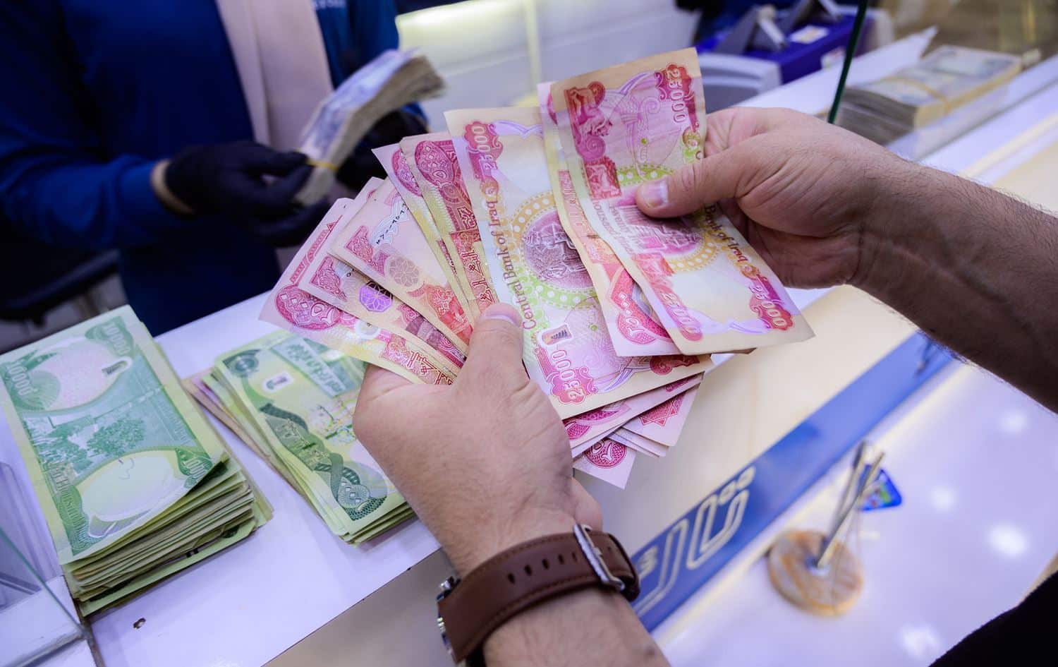 بالتزامن مع صرف معاشات ديسمبر .. رسمياً الصندوق الوطني للتقاعد بالجزائر يعلن إطلاق خدمات جديدة للمتقاعدين 2 بالتزامن مع صرف معاشات ديسمبر .. رسمياً الصندوق الوطني للتقاعد بالجزائر يعلن إطلاق خدمات جديدة للمتقاعدين