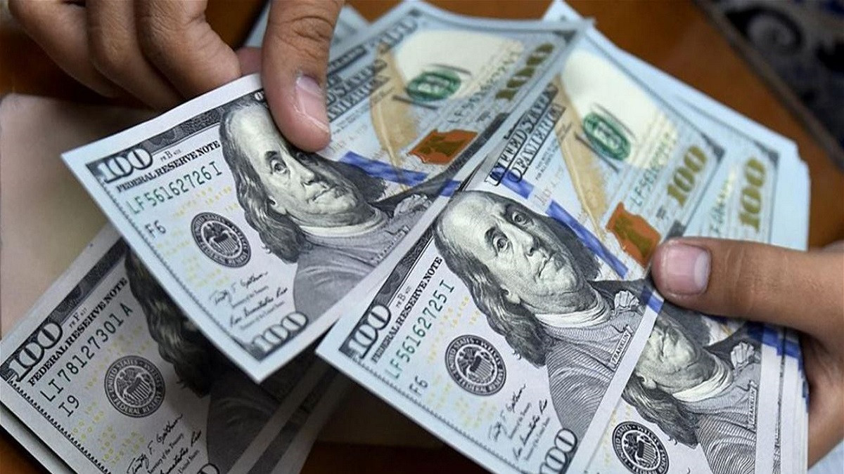 استقرار على انخفاض في سعر صرف الدولار مقابل الدينار العراقي اليوم بغداد ومواصلة الانخفاض بأربيل 2 استقرار على انخفاض في سعر صرف الدولار مقابل الدينار العراقي اليوم بغداد ومواصلة الانخفاض بأربيل
