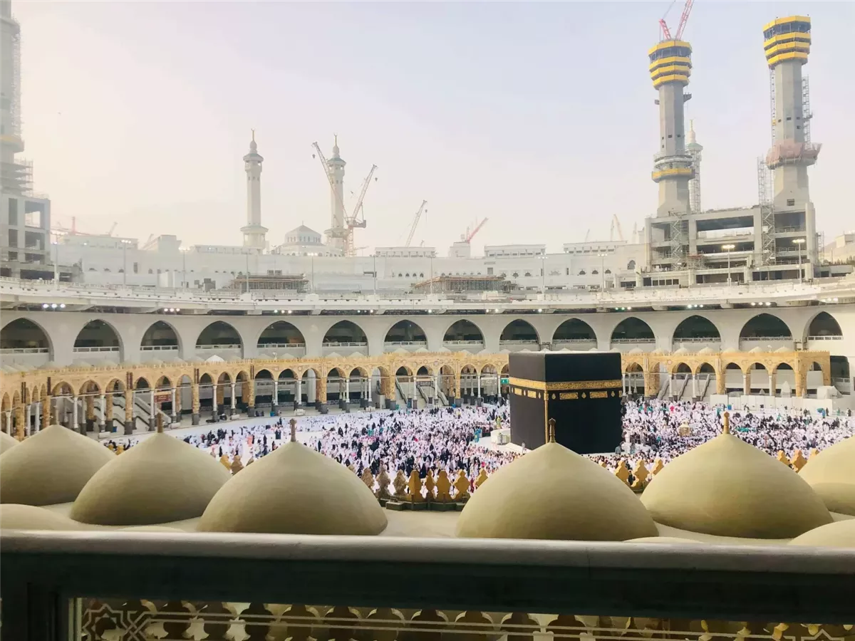 رحلات العمرة الأقل تكلفة في مصر لعام 2025 تبدأ بأسعار تنافسية تصل إلى 18 ألف جنيه فقط 2 رحلات العمرة الأقل تكلفة في مصر لعام 2025 تبدأ بأسعار تنافسية تصل إلى 18 ألف جنيه فقط