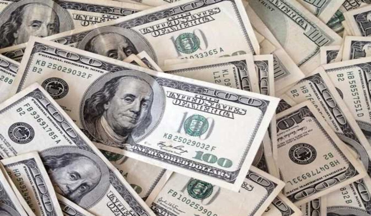 "الأخضر وصل كام؟" سعر الدولار اليوم في مصر في البنوك وتوقعات الخبراء خلال الأسبوع المقبل 2 “الأخضر وصل كام؟” سعر الدولار اليوم في مصر في البنوك وتوقعات الخبراء خلال الأسبوع المقبل