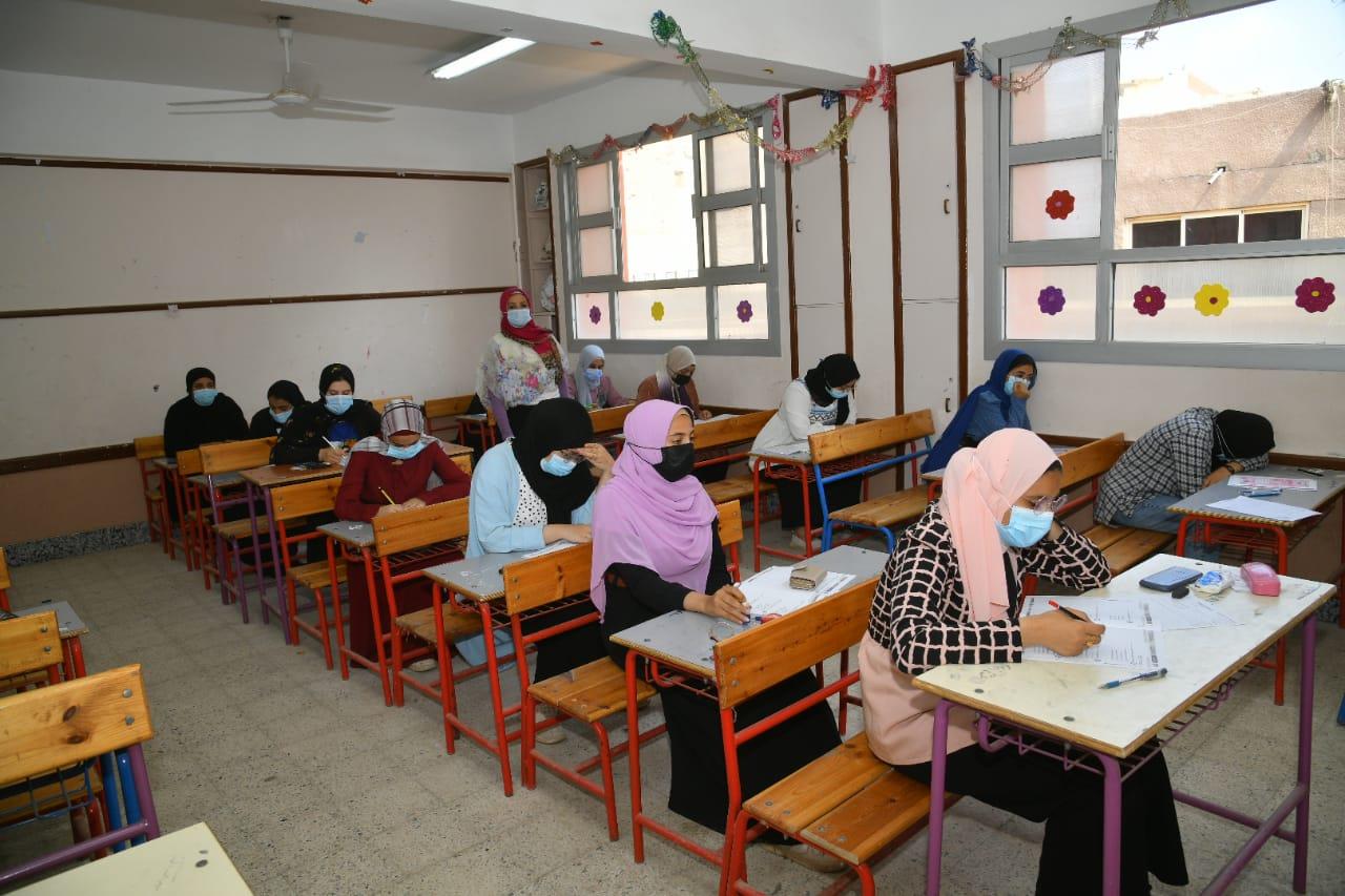 "Education Ministry" وزارة التعليم تفتح باب الترشح لرئاسة اللجان والمراقبة في امتحانات الثانوية العامة 2025 2 “Education Ministry” وزارة التعليم تفتح باب الترشح لرئاسة اللجان والمراقبة في امتحانات الثانوية العامة 2025