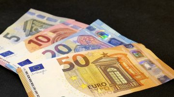 Second serie 5 10 20 50 Euro banknotes