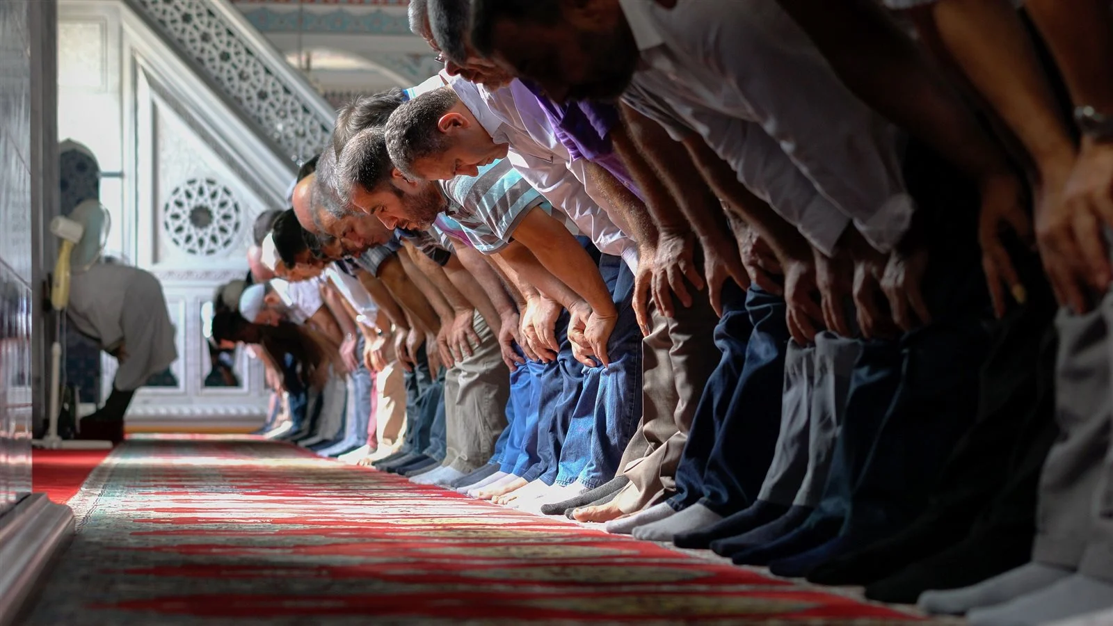 "وفقًا للحسابات الفلكية" إمساكية وموعد اذان الفجر في الكويت 2025 في شهر رمضان: مواقيت الأذان والإفطار 2 “وفقًا للحسابات الفلكية” إمساكية وموعد اذان الفجر في الكويت 2025 في شهر رمضان: مواقيت الأذان والإفطار