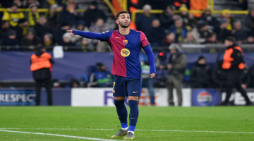 توريس مهاجم برشلونة