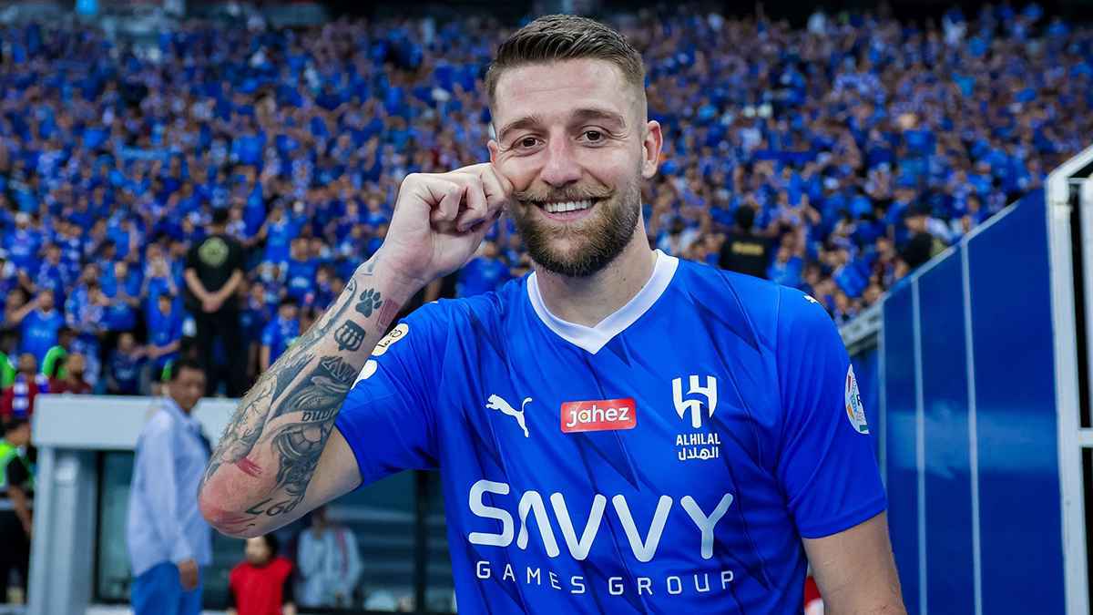 عودة سيرجي سافيتش إلى تدريبات الهلال الجماعية قبل كلاسيكو النصر 2 عودة سيرجي سافيتش إلى تدريبات الهلال الجماعية قبل كلاسيكو النصر