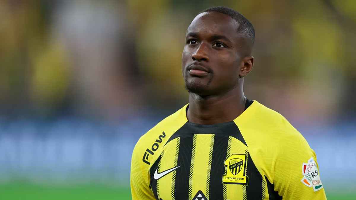 غياب موسي ديابي عن تدريبات الاتحاد قبل مباراة الشباب 2 غياب موسي ديابي عن تدريبات الاتحاد قبل مباراة الشباب