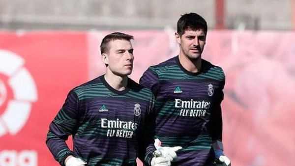 من سيتولى حراسة مرمى ريال مدريد بعد إصابة كورتوا ولونين؟ 2 من سيتولى حراسة مرمى ريال مدريد بعد إصابة كورتوا ولونين؟