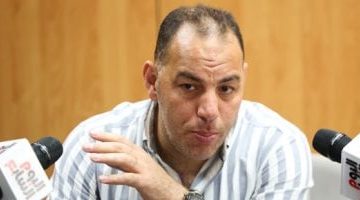 أحمد بلال يُسجل لحظات الحادث شكرًا لله على النجاة