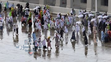 إنذار أحمر أمطار غزيرة في مكة حتى التاسعة مساءً