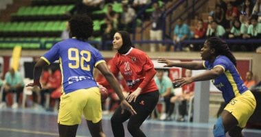 الأهلي يتألق في المجمعة الأولى ويفوز على سبورتنج في نهائي دوري سيدات اليد 2 الأهلي يتألق في المجمعة الأولى ويفوز على سبورتنج في نهائي دوري سيدات اليد