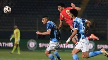 الأهلي يحافظ على آمال الدوري بتعادل مثير أمام بيراميدز