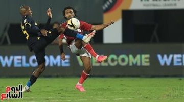 الأهلي يصطدم بصن داونز في نصف نهائي دوري الأبطال