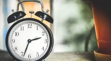 الحكومة تعلن بداية التوقيت الصيفي بإضافة ساعة في الأيام المقبلة