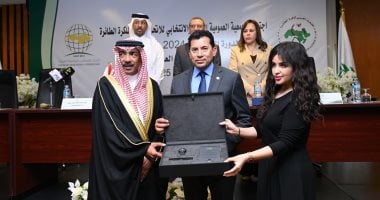 الشيخ علي بن خليفة يتولى رئاسة الاتحاد العربي للكرة الطائرة بالتعيين 2 الشيخ علي بن خليفة يتولى رئاسة الاتحاد العربي للكرة الطائرة بالتعيين