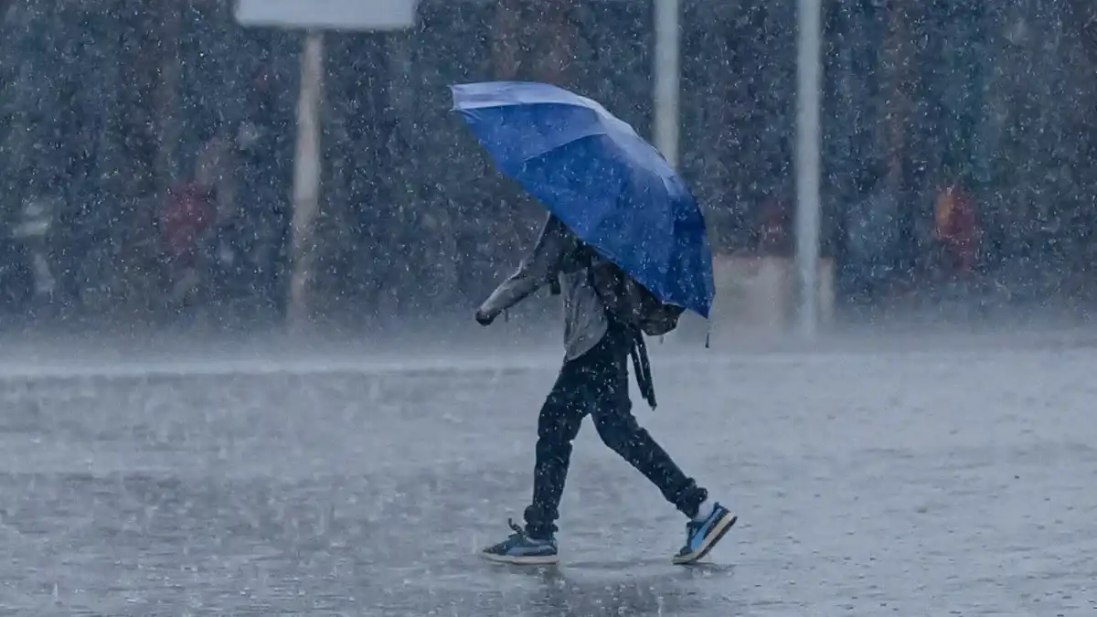 الديوان الوطني للأرصاد الجوية يحذر خلايا رعدية مصحوبة بأمطار غزيرة علي 13 ولاية في الجزائر 2 الديوان الوطني للأرصاد الجوية يحذر خلايا رعدية مصحوبة بأمطار غزيرة علي 13 ولاية في الجزائر