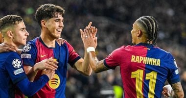 رافينيا يقود برشلونة للفوز على دورتموند في الشوط الأول 2 رافينيا يقود برشلونة للفوز على دورتموند في الشوط الأول