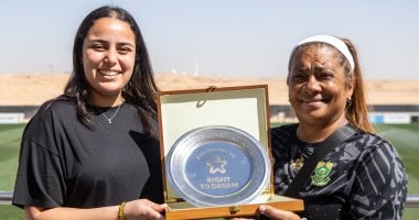 زيارة الأسطورة ديسيريه إلينز إلى نادي مسار: إلهام كرة القدم النسائية في أفريقيا 2 زيارة الأسطورة ديسيريه إلينز إلى نادي مسار: إلهام كرة القدم النسائية في أفريقيا