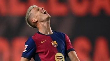 فليك يكشف تشكيلة برشلونة لمواجهة دورتموند بعد غياب أولمو