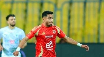 كريم الدبيس في انتظار الفحص الطبي قبل مواجهة صن داونز