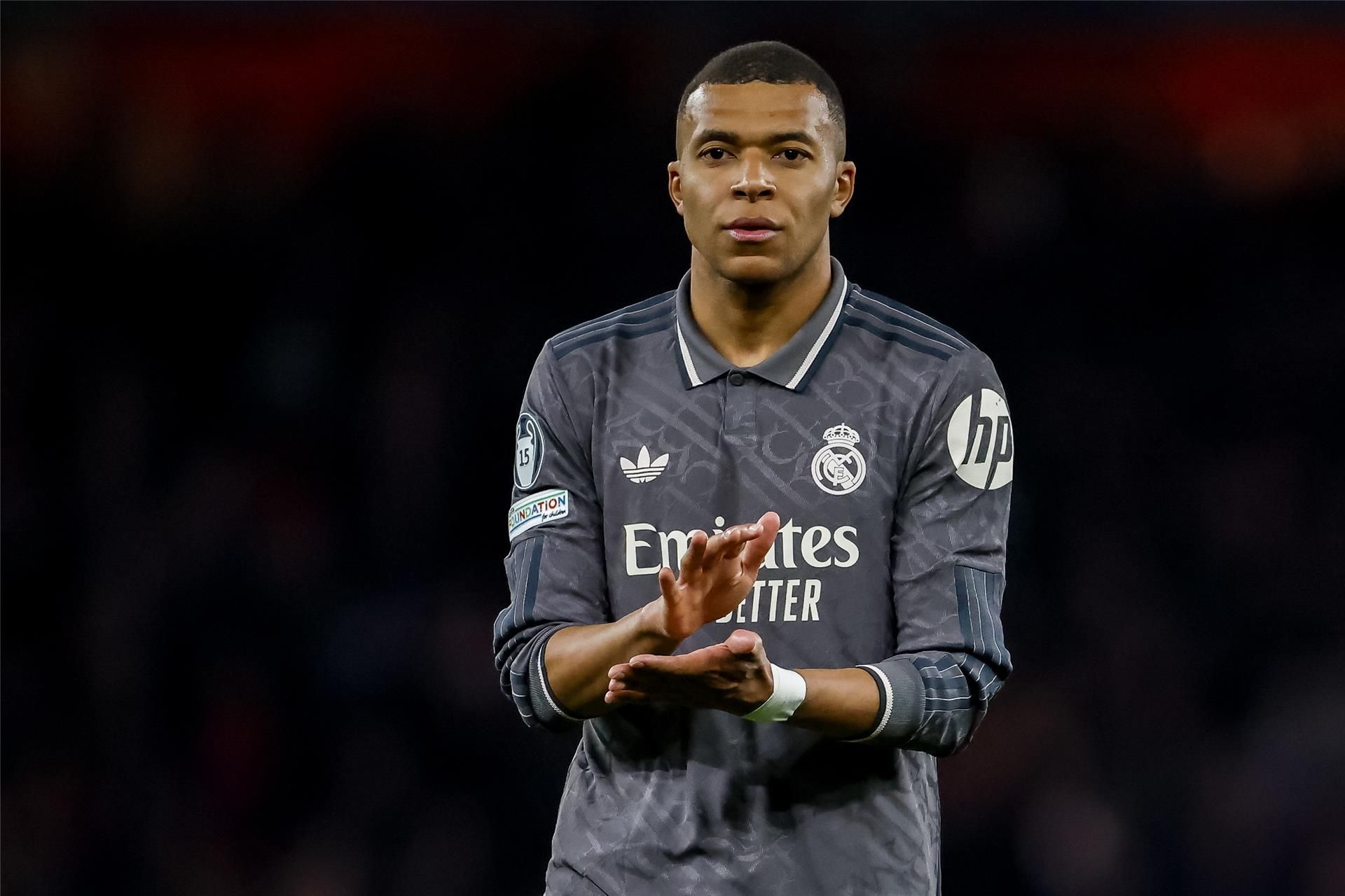 مبابي يُعلق ريمونتادا ريال مدريد تبقى ممكنة بعد ثلاثية آرسنال 2 مبابي يُعلق ريمونتادا ريال مدريد تبقى ممكنة بعد ثلاثية آرسنال