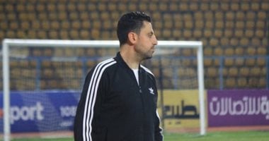 محمد أبو جريشة ينطلق في مهمته الجديدة مع الداخلية أمام السكة الحديد 2 محمد أبو جريشة ينطلق في مهمته الجديدة مع الداخلية أمام السكة الحديد