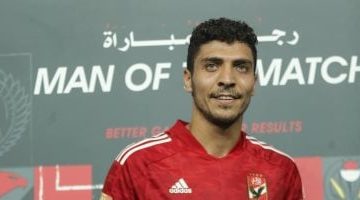 محمد شريف رحلة الأرقام من الأهلي إلى الخليج السعودي قبل الانتقال المحتمل إلى الزمالك