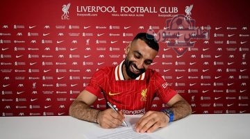 مدرب ليفربول يكشف اللغز وراء تجديد عقد محمد صلاح
