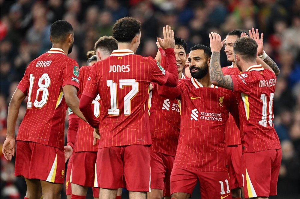 نجم ليفربول الإنجليزي يقترب من الانتقال إلى دوري روشن السعودي 2 نجم ليفربول الإنجليزي يقترب من الانتقال إلى دوري روشن السعودي