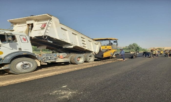 محافظ سوهاج: استكمال رصف الطريق الشرقي الموازى للطريق السريع بدار السلام 2 محافظ سوهاج: استكمال رصف الطريق الشرقي الموازى للطريق السريع بدار السلام