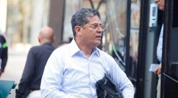 أيمن الرمادى ينضم للزمالك ويبدأ حوارات مع الإدارة