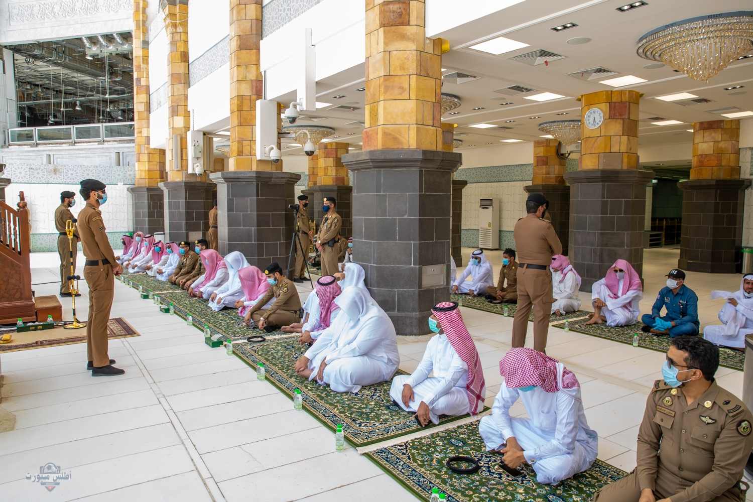 الإعلان عن إمام وخطيب صلاة الجمعة في الحرم المكي بتاريخ 4 ذو القعدة 1446هـ 2 الإعلان عن إمام وخطيب صلاة الجمعة في الحرم المكي بتاريخ 4 ذو القعدة 1446هـ