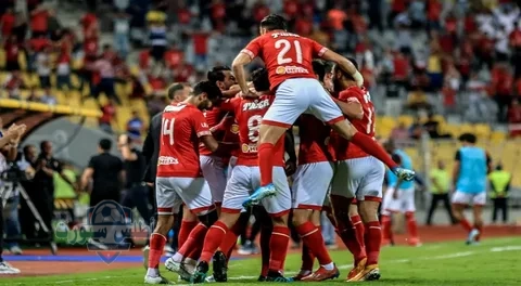 الأهلي والبنك الأهلي في مواجهة تُشعل الملاعب 2 الأهلي والبنك الأهلي في مواجهة تُشعل الملاعب
