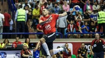 الأهلي يتجاوز كينشاسا ويتأهل لنصف نهائي كأس إفريقيا لكرة اليد
