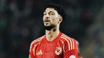 الأهلي يحافظ على قوتهم مع وسام وداري ومعلول على دكة البدلاء أمام البنك
