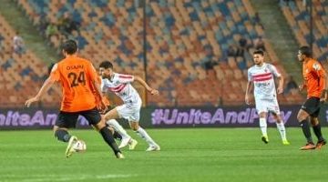 الزمالك يتقدم على البنك الأهلي بهدف منسى في نهاية الشوط الأول