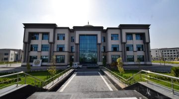 زيارة جامعة بنها إلى جامعة بانونيا لتعزيز التعاون الدولي